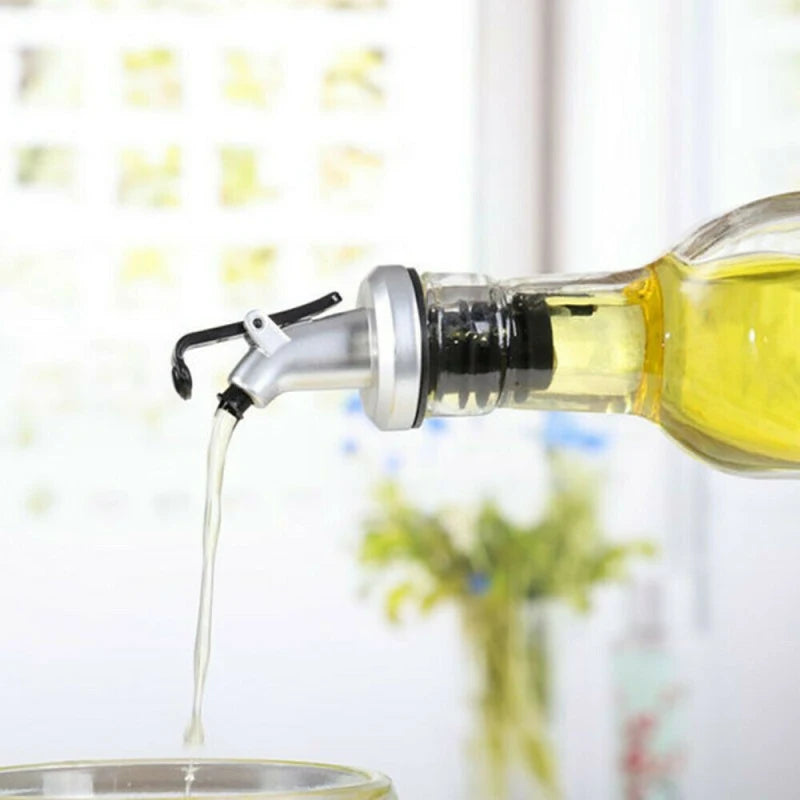 Oil Bottle Stopper Rubber Lock Plug Seal Leak-Proof Food Grade Plastic Nozzle Sprayer Liquor Dispenser Wine Pourers Bar Tools